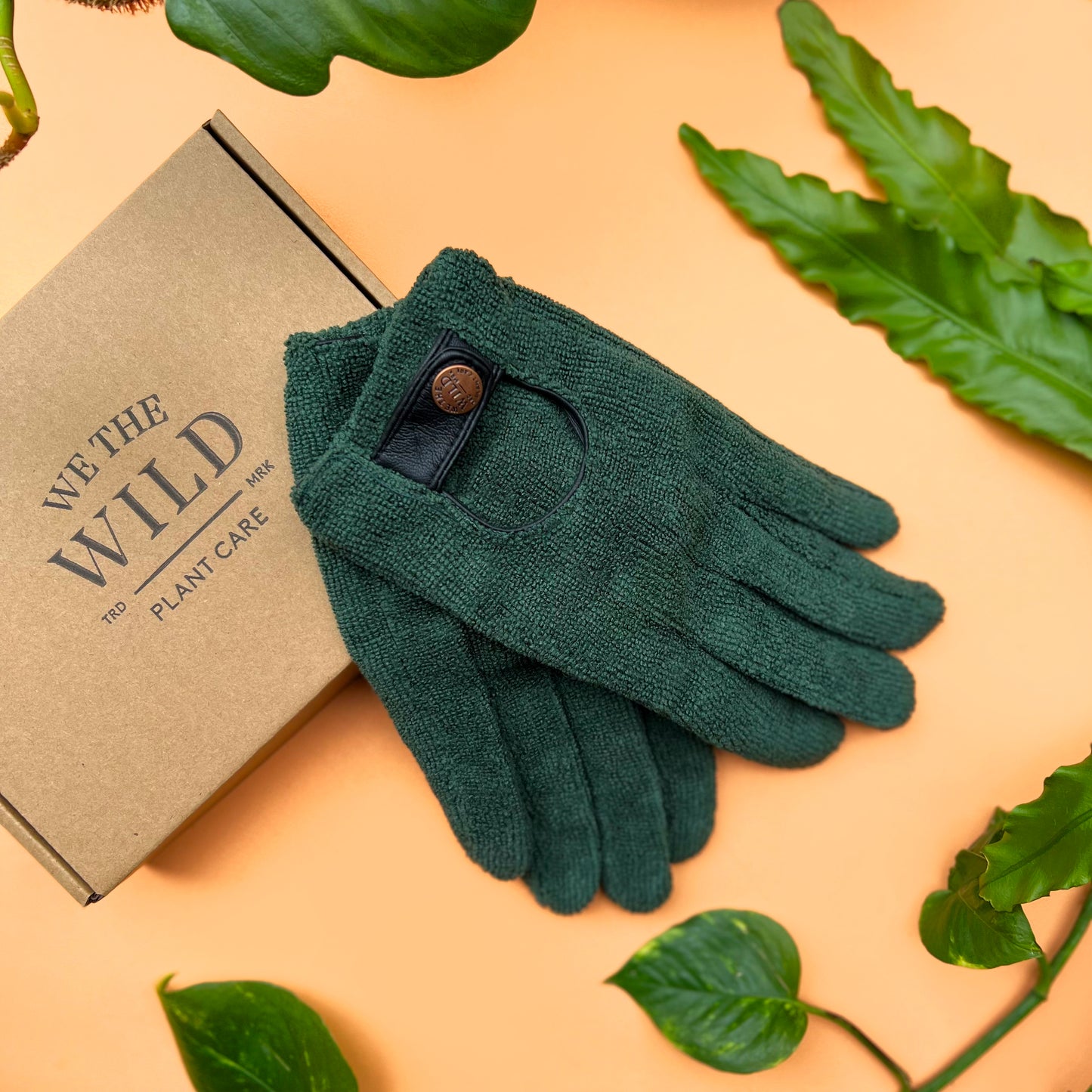 Leaf Cleaning Gloves (Green)